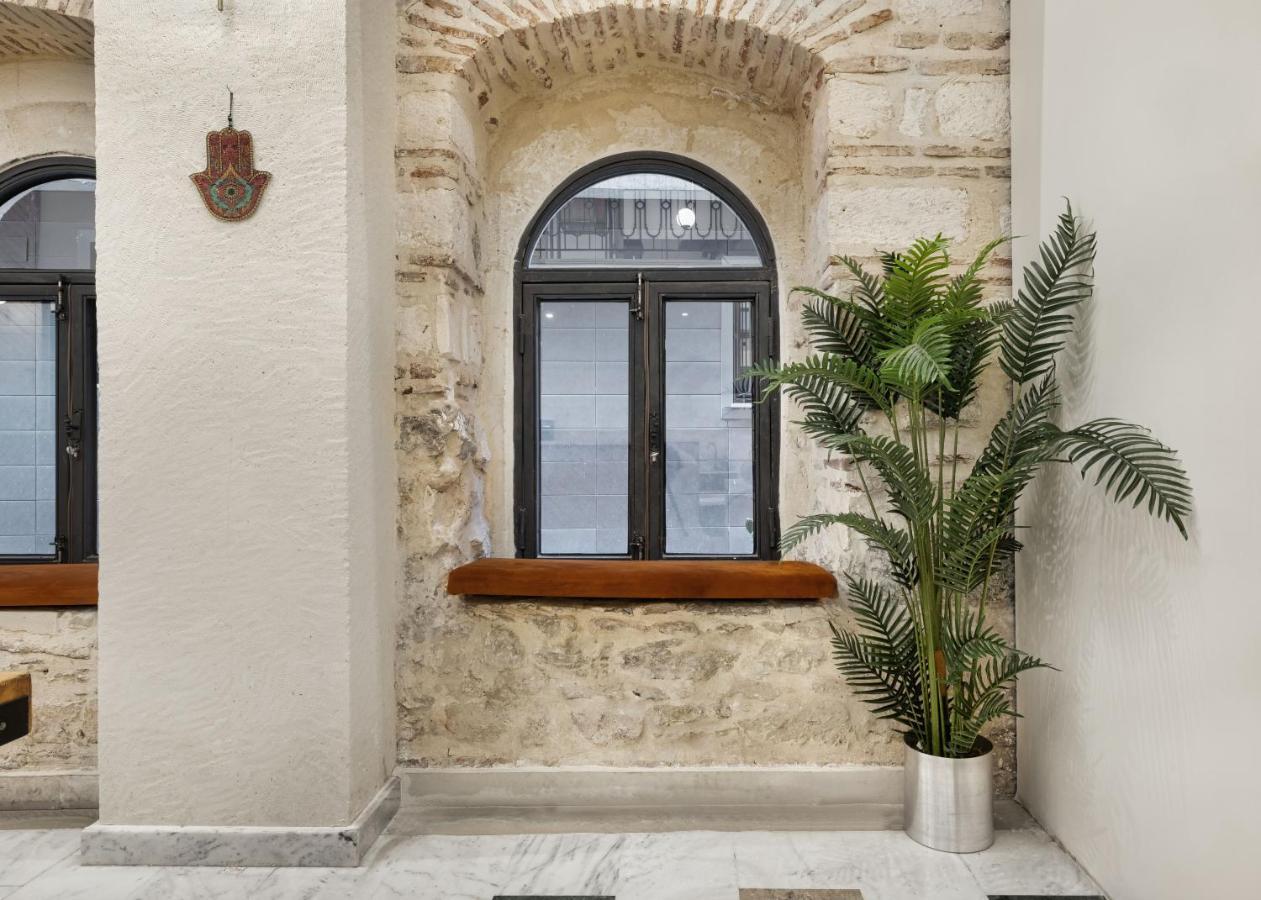Pera Rasso Hotel Istanbul Exterior photo